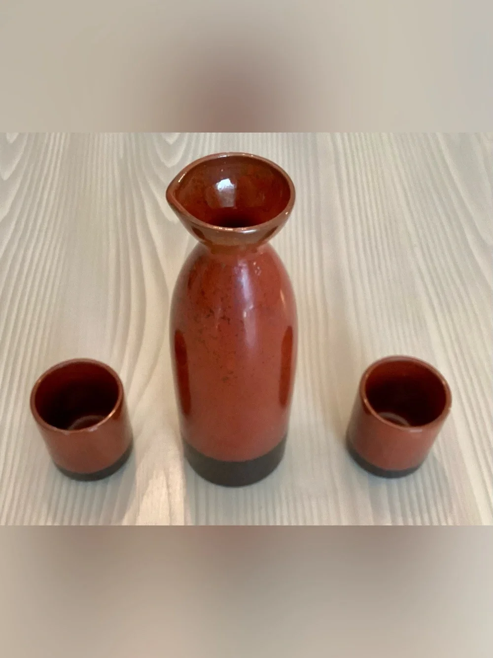 Vintage Japanese Ceramic Sake Set Red Speckled Glaze Tokkuri Bottle 2 Cups MCM